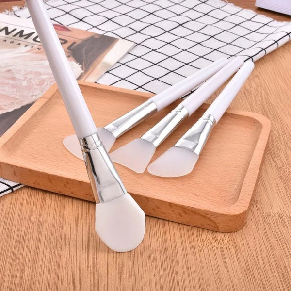 4Pcs-set-White-Makeup-Silicone-Facial-Mask-Brush-Professional-Mud-Cream-Brushes-DIY-Skin-Care-Foundation.jpg